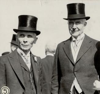 Professor C. A. Chant, director of the David Dunlap Observatory, Dr. D. B. Macdonald,chairman of the board of governors, and Lieutenant Governor Bruce(...)