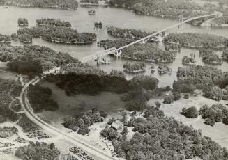 Canada - Ontario - Thousand Islands - Bridge and Area