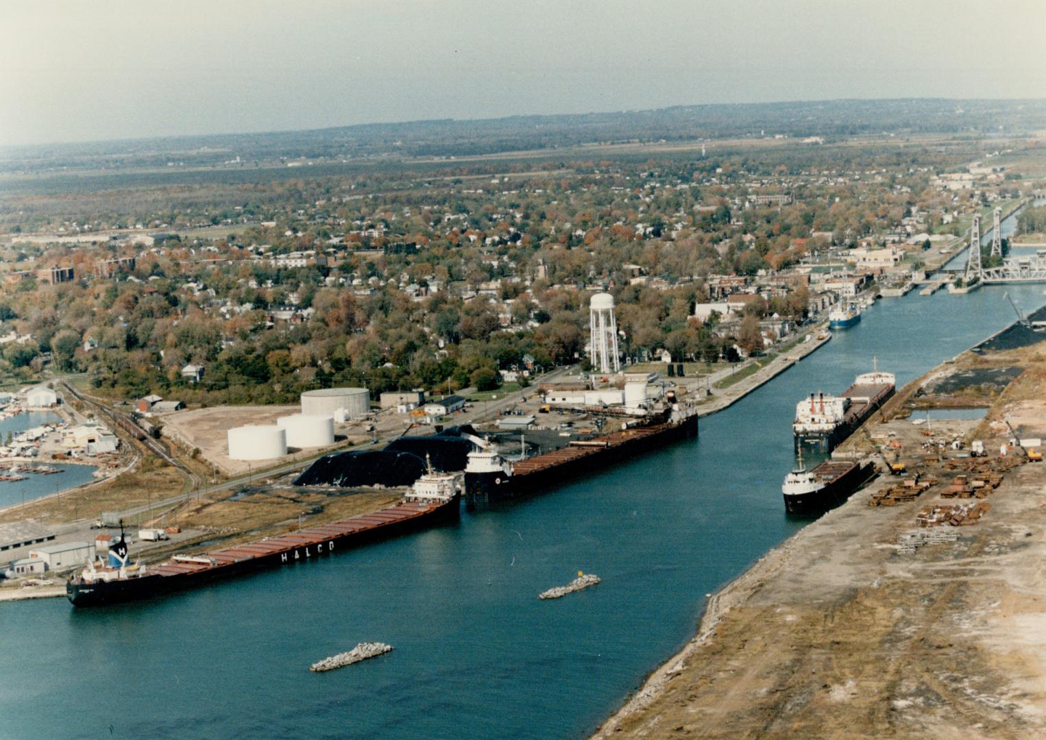 Canada - Ontario - Welland Canal - Locks and Ships - 1989 (1 of 2 files)