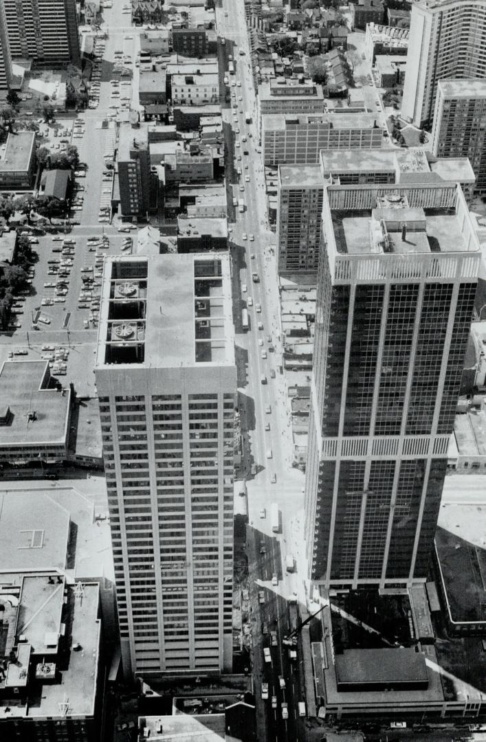 No 2 East and 2 West bloor st. looking south street