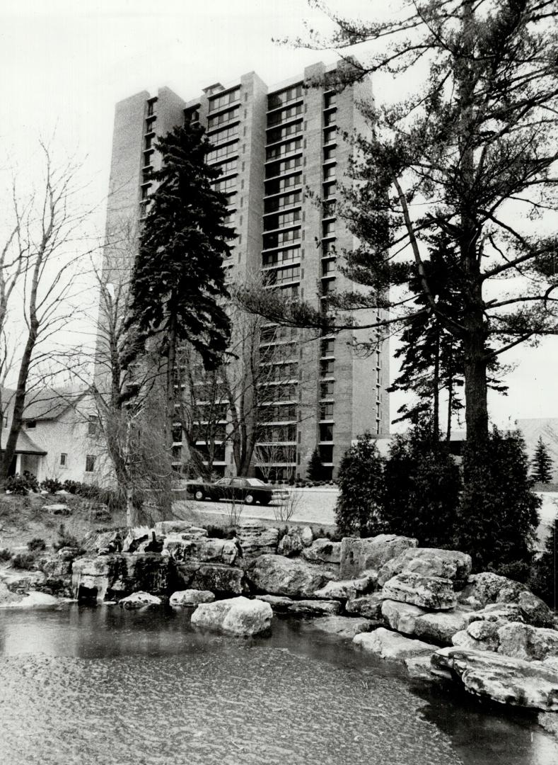 Twin apartment towers are appropriately called The Fairways