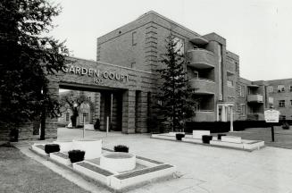 Garden Court Apartment