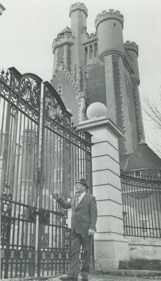 Canada - Ontario - Toronto - Buildings - Casa Loma - Exterior -1961-79