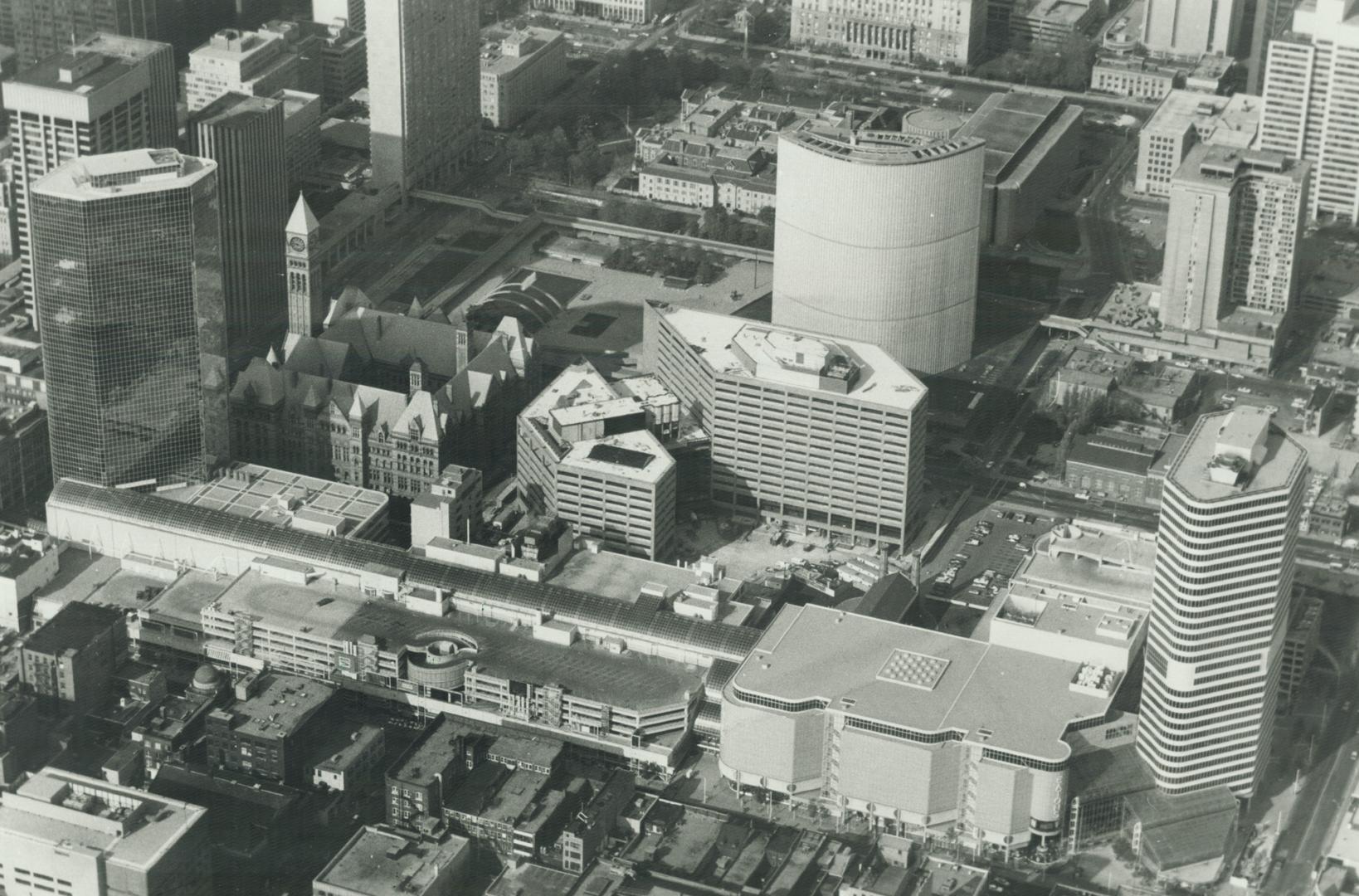 Simpson Tower, Eaton Centre Tower II, Old City Hall, Bell Canada City Hall, Eaton Centre