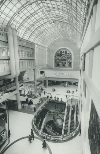 Canada - Ontario - Toronto - Buildings - Eaton Centre - Interior