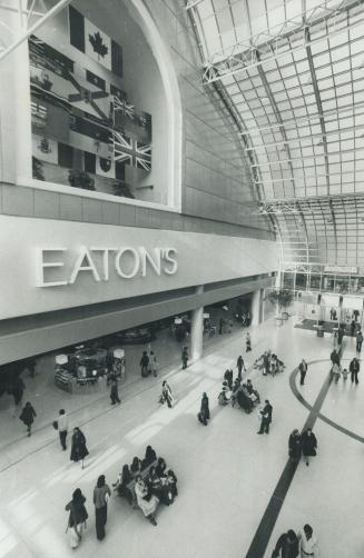 Canada - Ontario - Toronto - Buildings - Eaton Centre - Interior