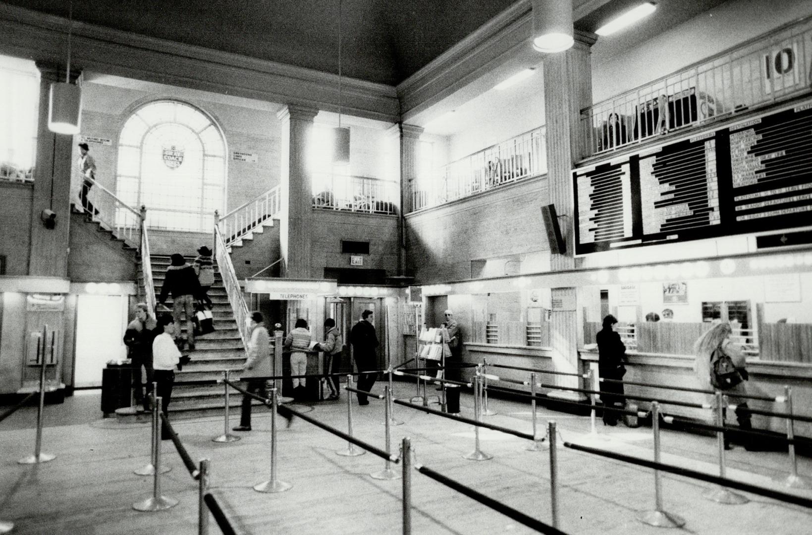 Canada - Ontario - Toronto - Buildings - Bus Terminal