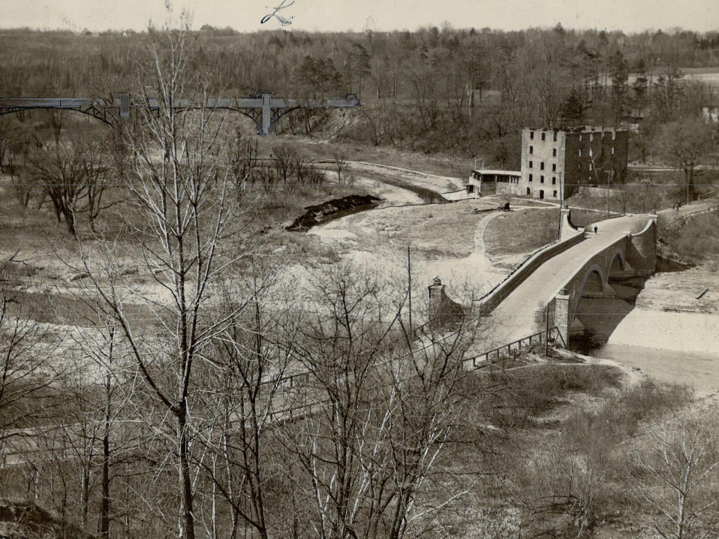 Canada - Ontario - Toronto - Bridges - Humber