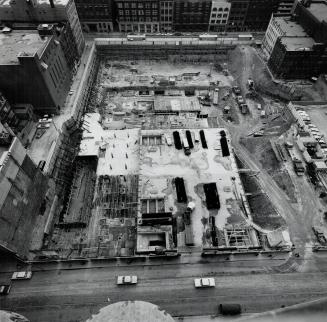 Canada - Ontario - Toronto - Buildings - Commerce Court - Construction