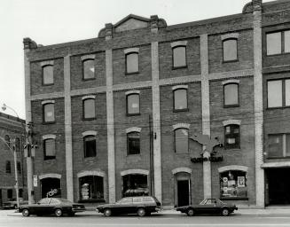 Karelia: Refinished 16-by-16-inch original wooden beams add attraction to 112-year-old building