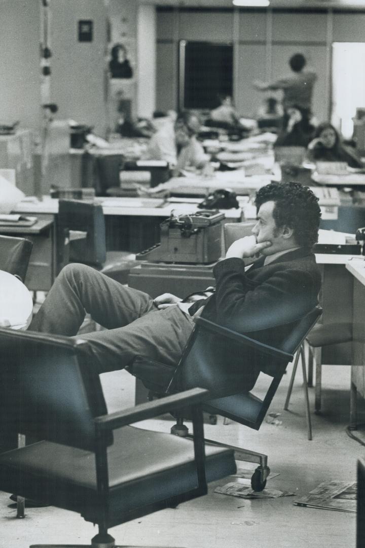 Copy editor Fred Annesley in Tely's forlorn newsroom