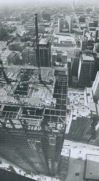 Sister Skyscraper to the 56-storey Toronto-Dominion Tower is the 46 storey Royal Trust Tower on King St