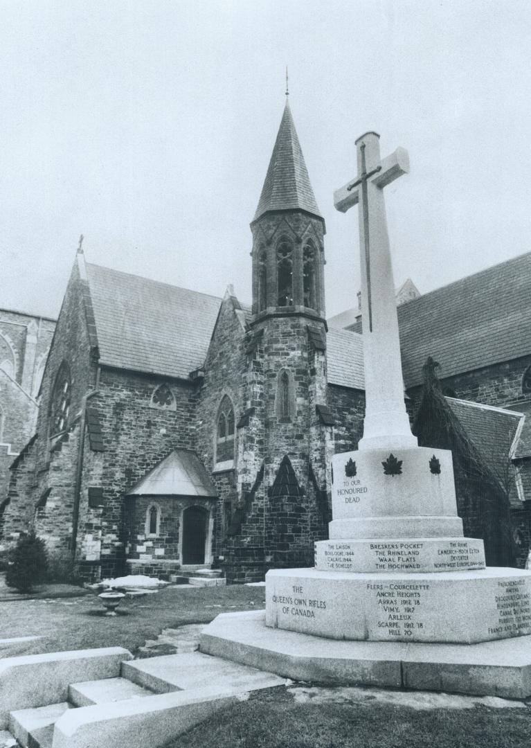 Original St. Paul's Church on Bloor St. was built in 1860. It is one of the historic sights in the Yorkville district of boutiques and restaurants whi(...)