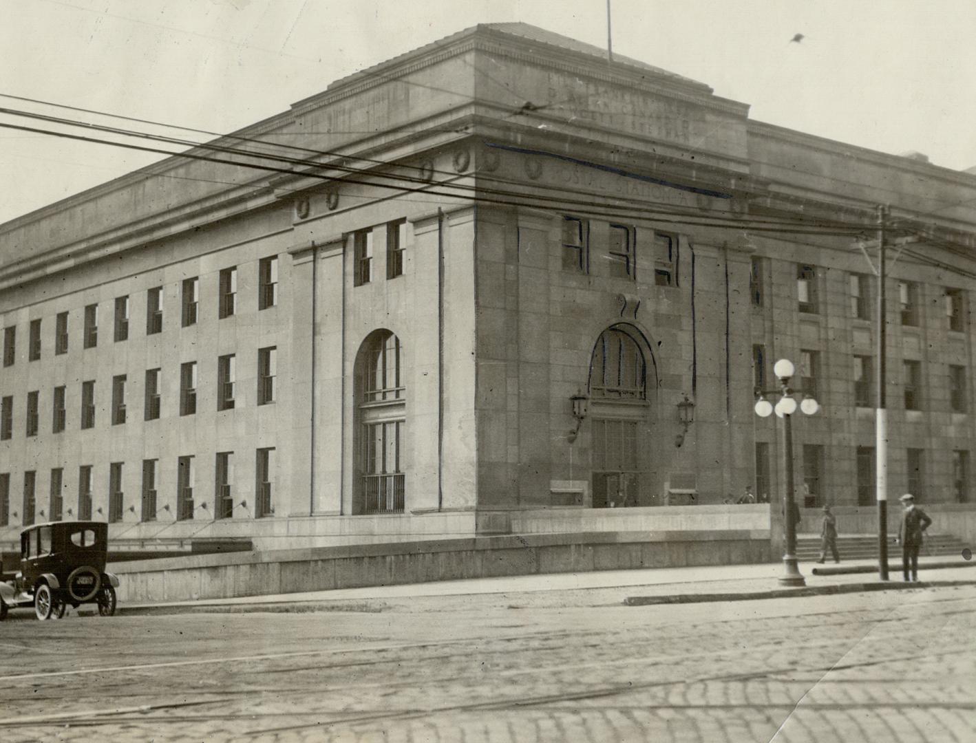 Canada - Ontario - Toronto - Buildings - Post Office