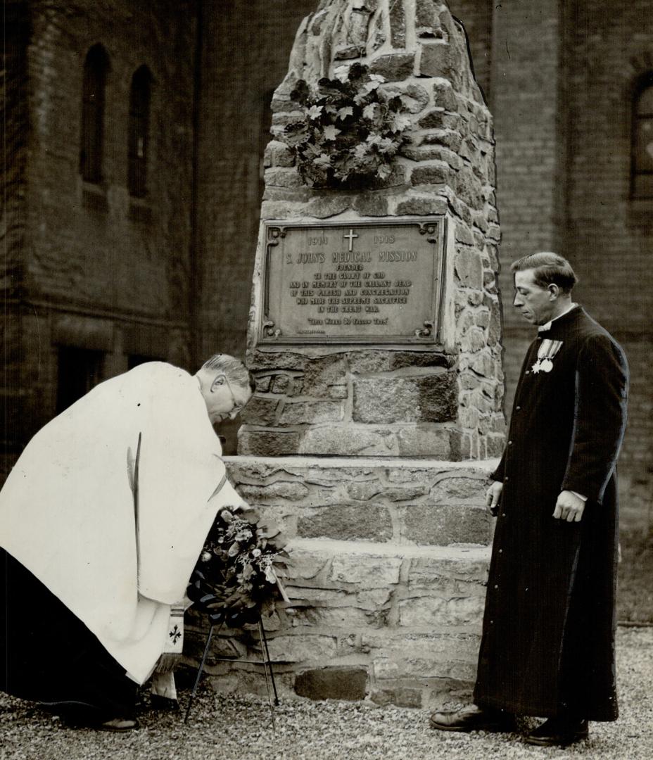 Garrison Church Ceremony Marks Armistice