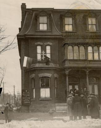 Believe Greek Church Blaze incendiary, The photograph here shows the Russian Orthodox Greek Catholic church (Clarence sq.), scene of a $2,000 fire Sat(...)