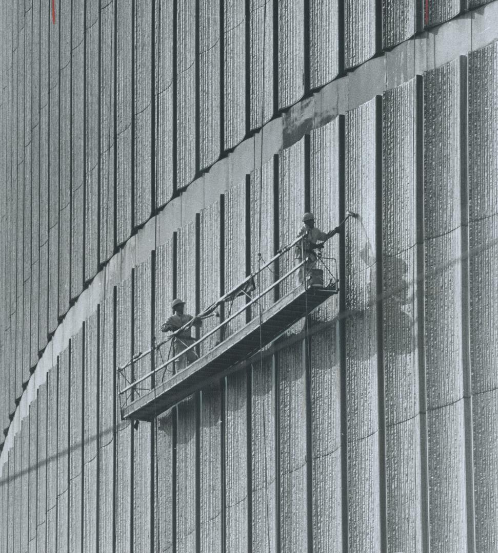 First scrubdown for city hall, City Hall gets its first wash since it opened in the summer of 1965