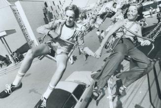 There are 72 rides to try at the CNE and this happy pair seems to be well into the swing of things as Metro's annual Ex-travaganza opened its doors ye(...)