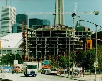 500 Queen's Quay W