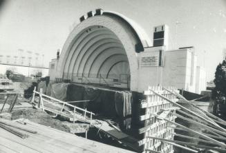 Building a bigger bandshell