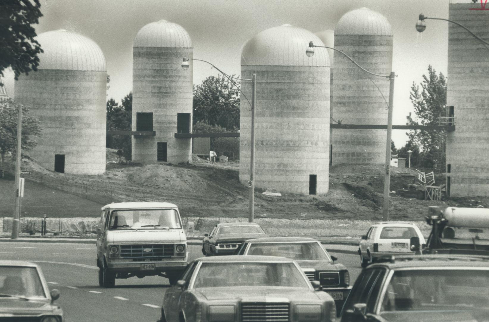 Northern exposure, Domes connected by walk-ways will give visitors to Ontario Place, on Lakeshore Blvd