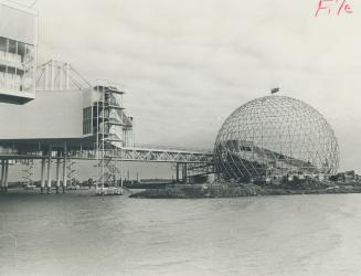 Canada - Ontario - Toronto - Exhibitions - Ontario Place - Construction