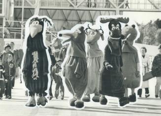 Ontario Place's cartoon characters took a last romp with the kiddies, winding down the cool afternoon at a hamburger stand. Ontario Place has a winter(...)