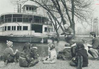 The 1910 sidewheeler Trillium, seen above in a picture taken earlier this year, has been moored to the north of the Island filtration plant since it w(...)