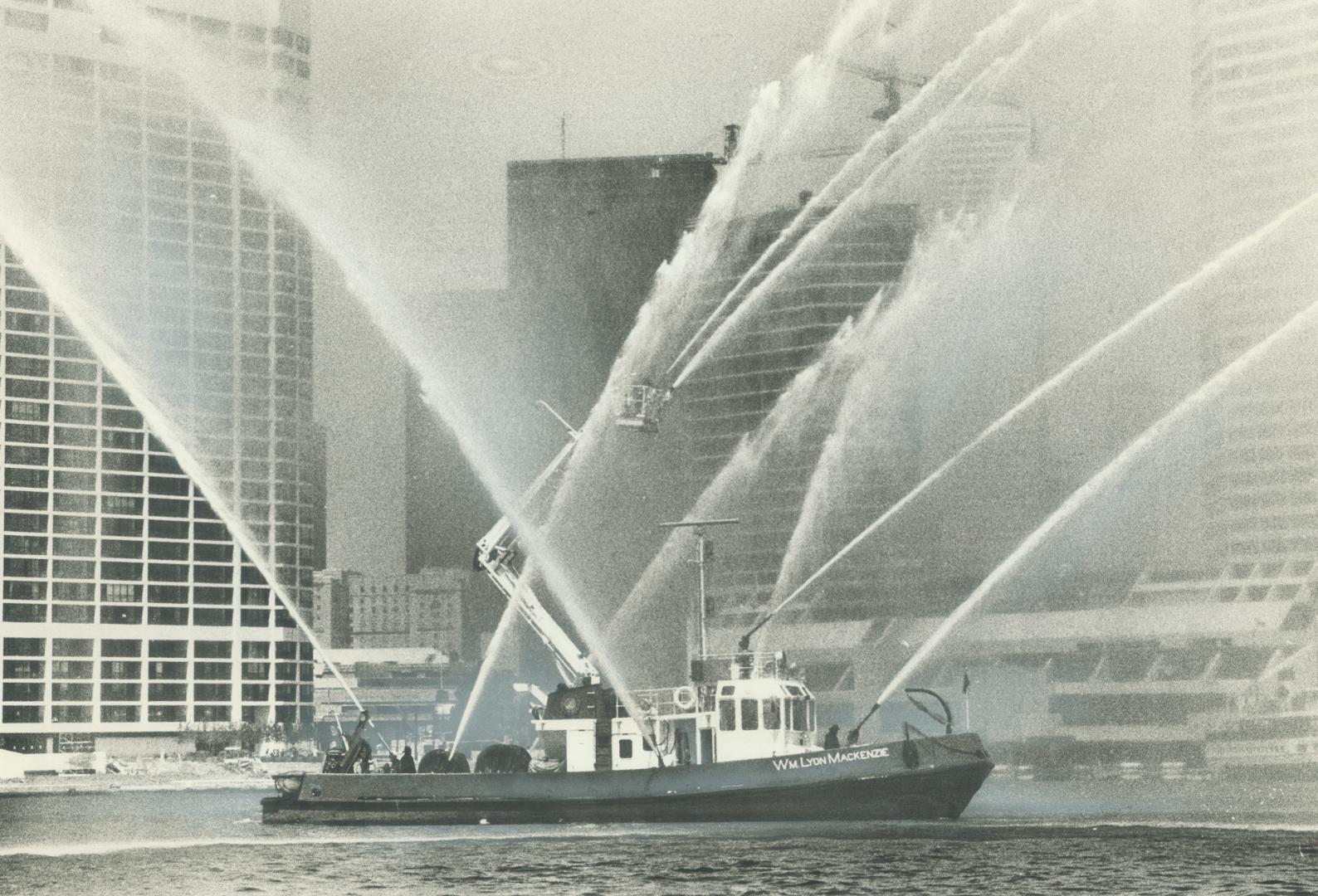 Canada - Ontario - Toronto - Fire Department - Fireboat