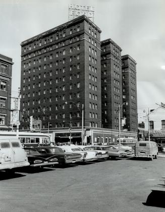 Canada - Ontario - Toronto - Hotels and Motels - Ford Hotel