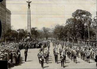 The Toronto garrison parade stretching away into the distance on University Ave