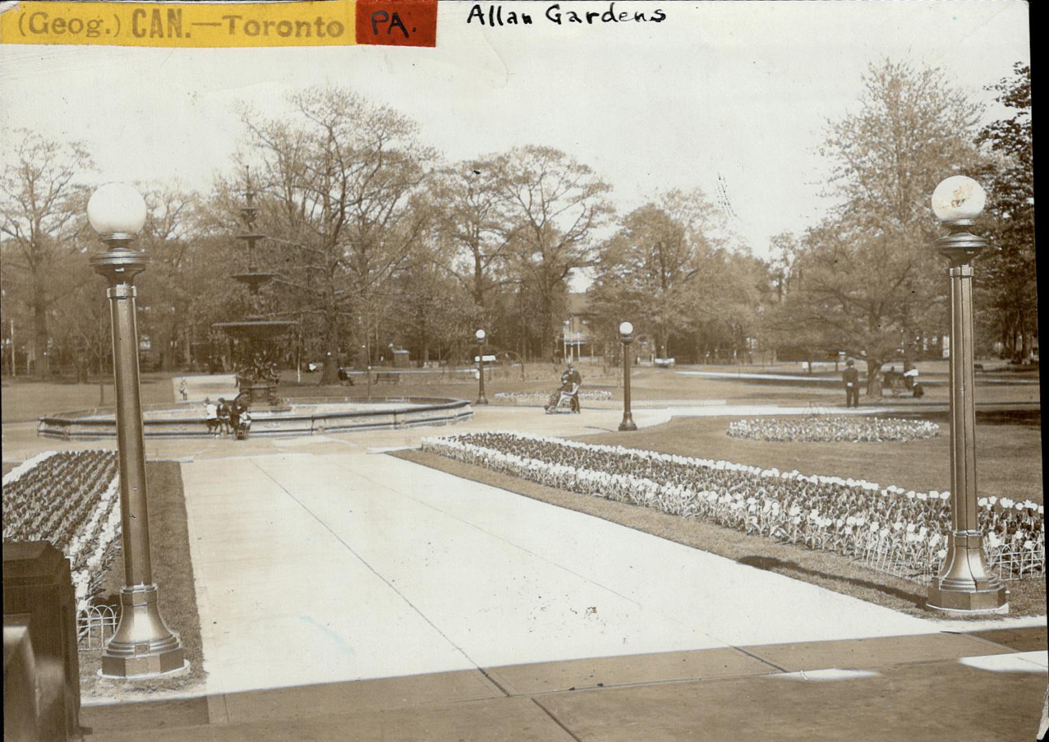 Allan Gardens