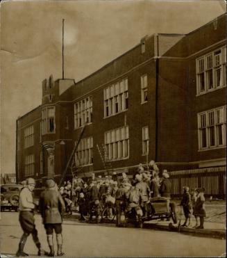 Fire at Earl Haig School