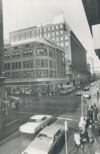 Canada - Ontario - Toronto - Streets and Intersections - Yonge St - 1950-69