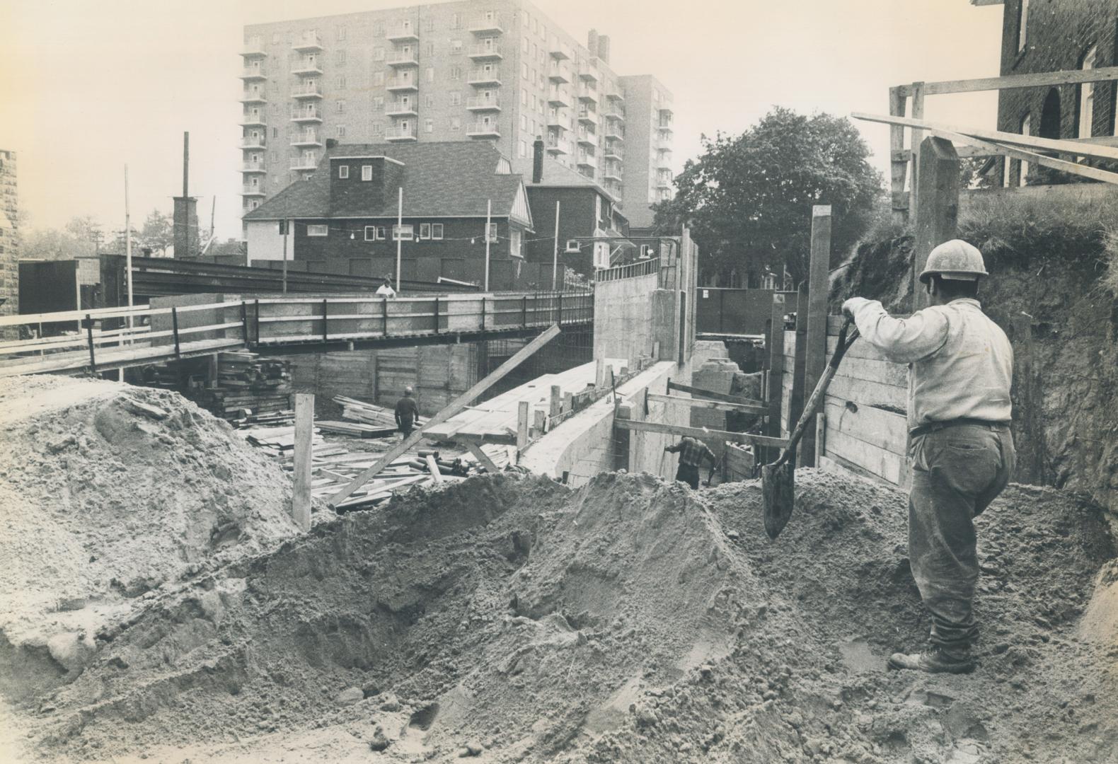 Canada - Ontario - Toronto - Transit Commission - Subways - Yonge Subway - Construction