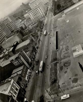 Canada - Ontario - Toronto - Streets and Intersections - Queen