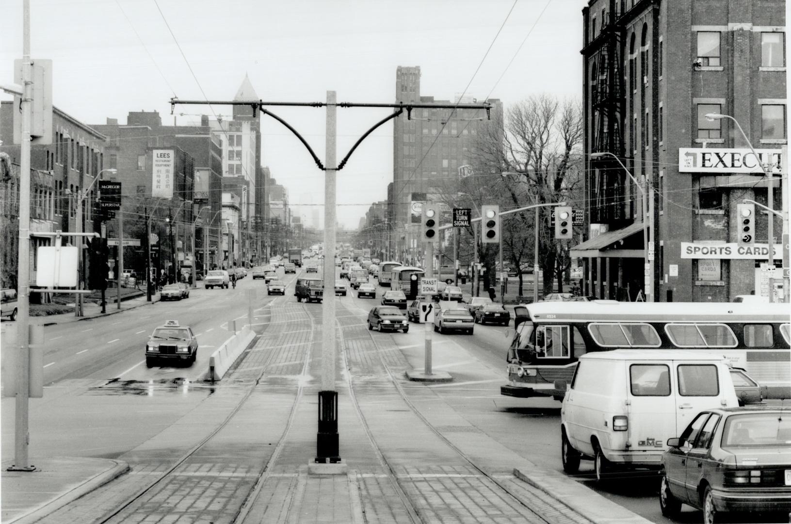 Canada - Ontario - Toronto - Streets and Intersections - Spadina