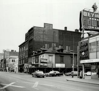 When Star photographer Boris Spremo was hanging around the nortwest corner of Yong and Edward Sts