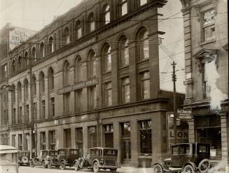 Yonge, Wellington and front structures involved