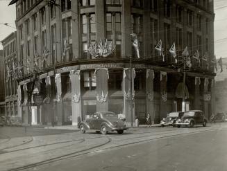 Toronto Transportation Commission, Yonge and front Sts