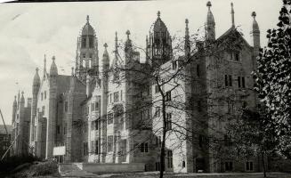 New Trinity College, Toronto, is nearing completion