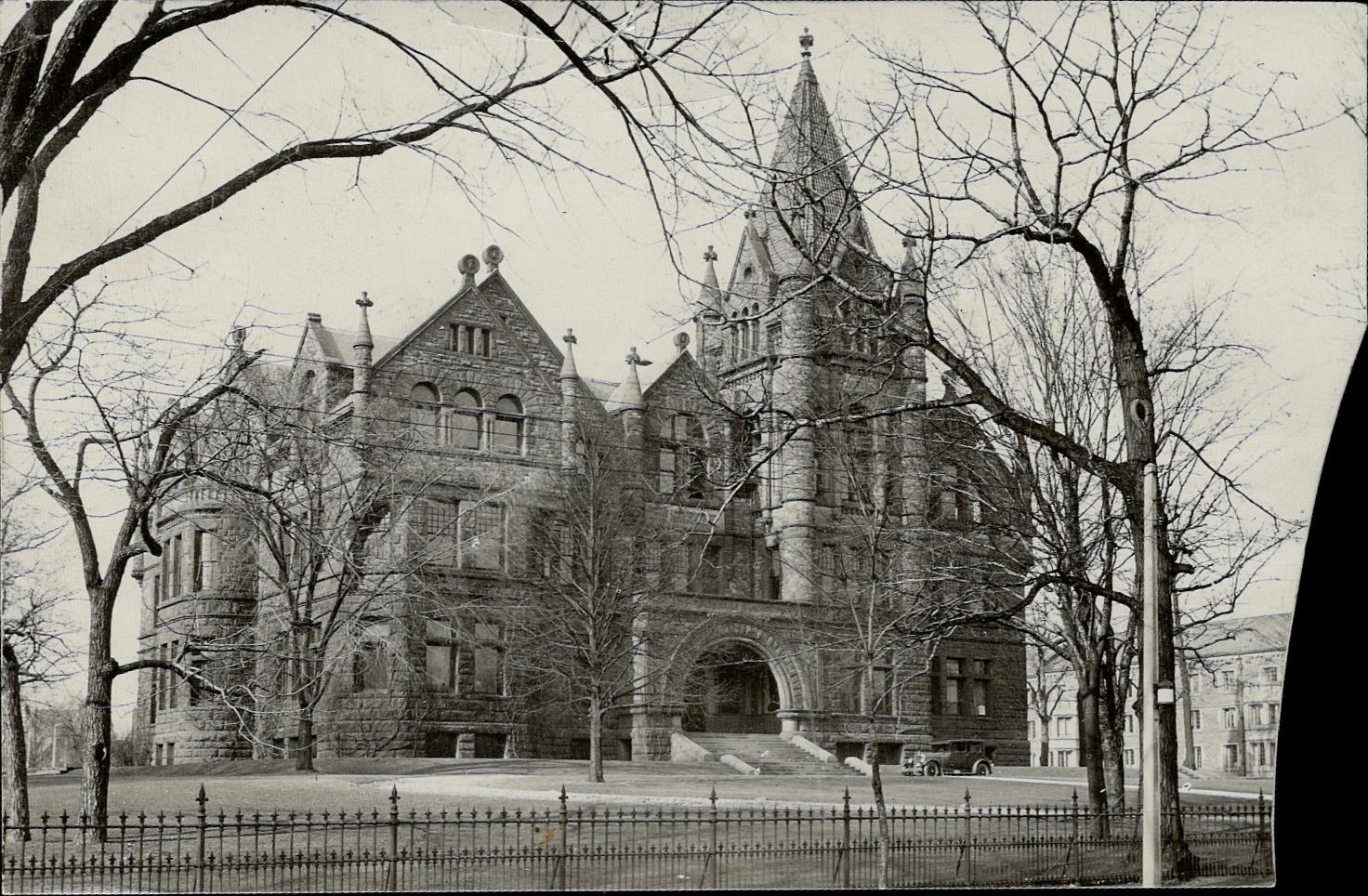 Victoria College, Toronto