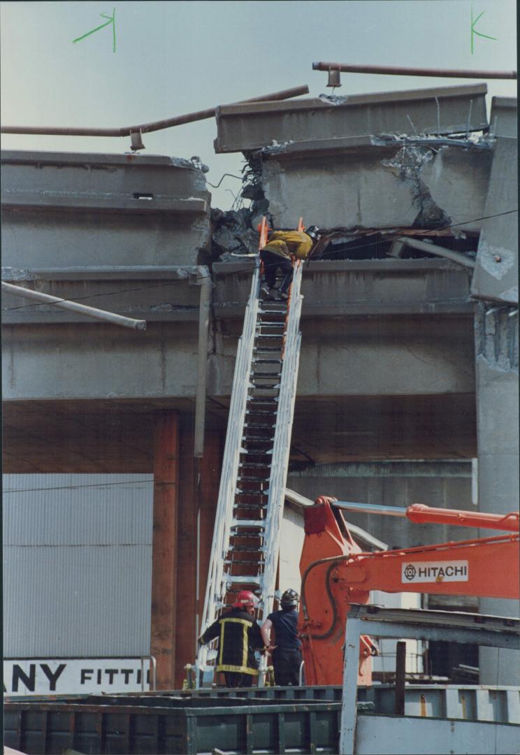 California quake: Installing beeper system earlier could have given rescue workers at collapsed Oakland highway vital seconds of warning for aftershocks