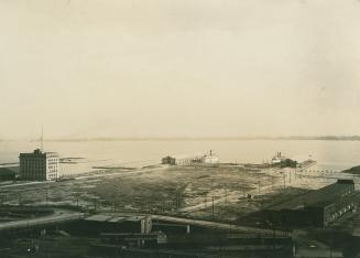 Image shows a lake view and a few streets close to the Harbour.