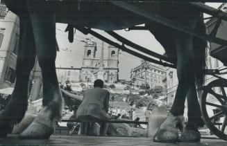 The Spanish steps in Rome vie with the relics of antiquity as tourist attraction and both are attainable for a more modest price than one would think (...)