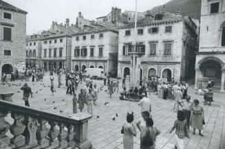 The town square of Dubrovnik reminds visitors a bit of St