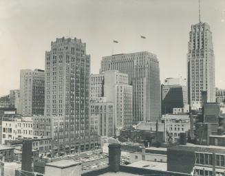 Canada - Ontario - Toronto - Toronto Star - Buildings - 80 King St W - Exterior