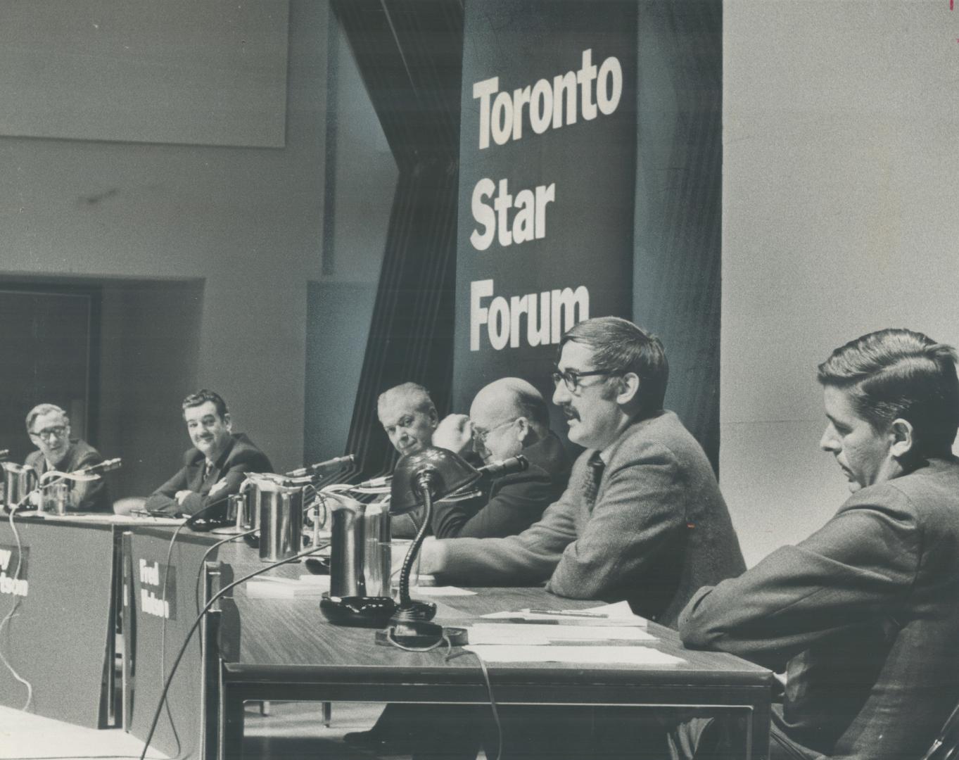 Panel of experts at last night's forum on heart attacks, sponsored by The Star, were from left: Dr. John Morrow, assistant professor, University or To(...)