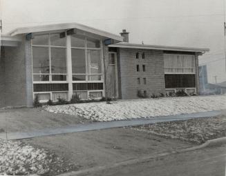 Sold sign is posted-but not before thousands inspected it [Incomplete]