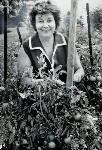 Janet Berton can gather fresh produce for one of her famous dinners from the Berton's own garden in Kleinburg at this time of the year. She and husban(...)